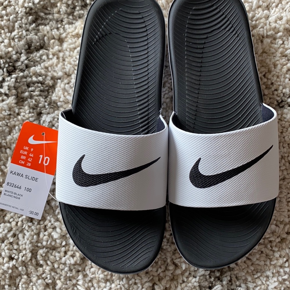 Nike Kawa Slides
